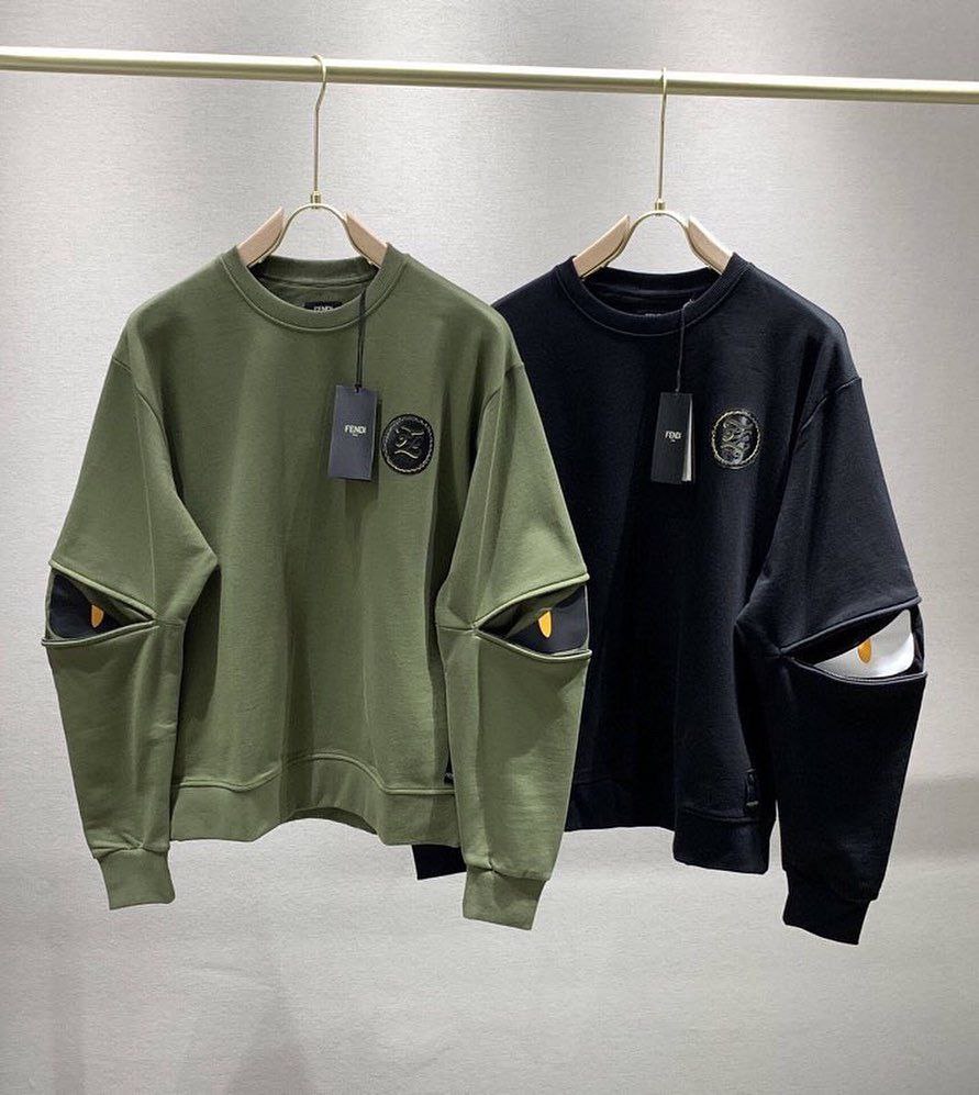 Buy Crewneck Sweatshirt Pallets | 300 pieces at $800 5 Buy Crewneck Sweatshirt Pallets