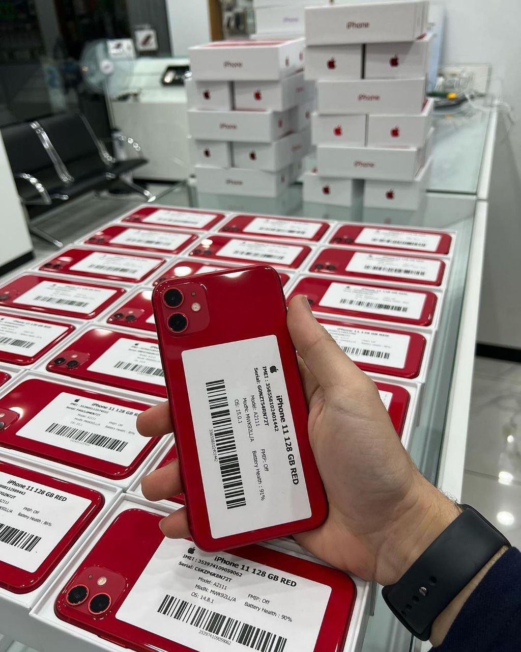 Buy iPhone Pallets - Premium Apple Devices at Unbeatable Wholesale Prices. 1 Buy iPhone Pallets