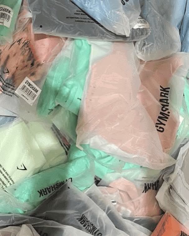 Buy Gymshark Wholesale Pallets (250?400+ Activewear & Gym Apparel From $450) 4 gymsahrk wholesale for sale