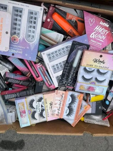 make up liquidation pallets